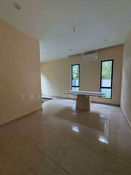 Bungalow for Sale in Rawang (Selangor) - Zheming Kok - Living Room - PropertyGuru.com.my
