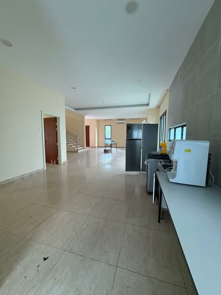 Bungalow for Sale in Rawang (Selangor) - Zheming Kok - Living Room - PropertyGuru.com.my