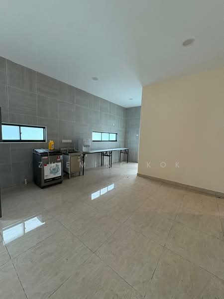 Bungalow for Sale in Rawang (Selangor) - Zheming Kok - Kitchen - PropertyGuru.com.my