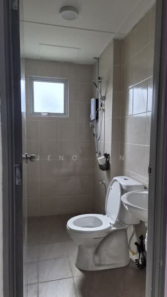 Pangsapuri untuk Disewa di SP Lodge Sri Pertiwi - Jeno Tan - Bathroom - PropertyGuru.com.my