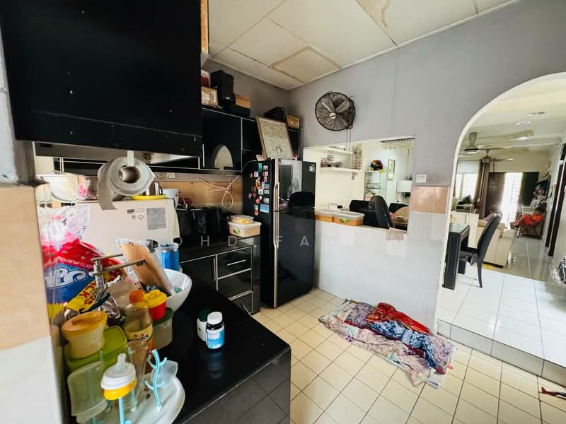 1-storey Terraced House for Sale in Kajang (Selangor) - Mohd Fadzli - Kitchen - PropertyGuru.com.my