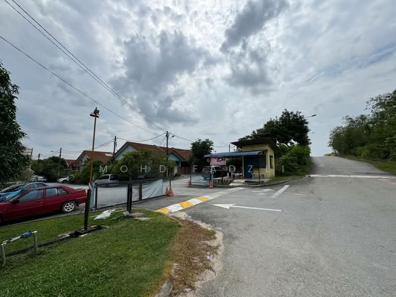 1-storey Terraced House for Sale in Kajang (Selangor) - Mohd Fadzli - Exterior - PropertyGuru.com.my