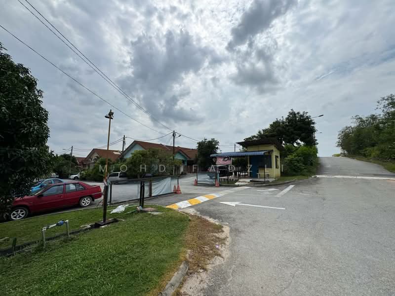 1-storey Terraced House for Sale in Kajang (Selangor) - Mohd Fadzli - Exterior - PropertyGuru.com.my
