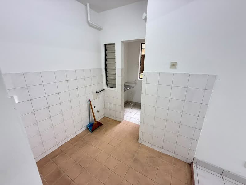 Rumah Flat untuk Dijual di Bandar Baru Kundang - Tom Yip - Interior - PropertyGuru.com.my