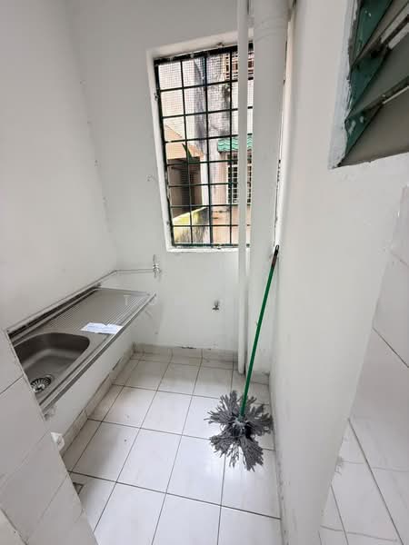 Rumah Flat untuk Dijual di Bandar Baru Kundang - Tom Yip - Interior - PropertyGuru.com.my