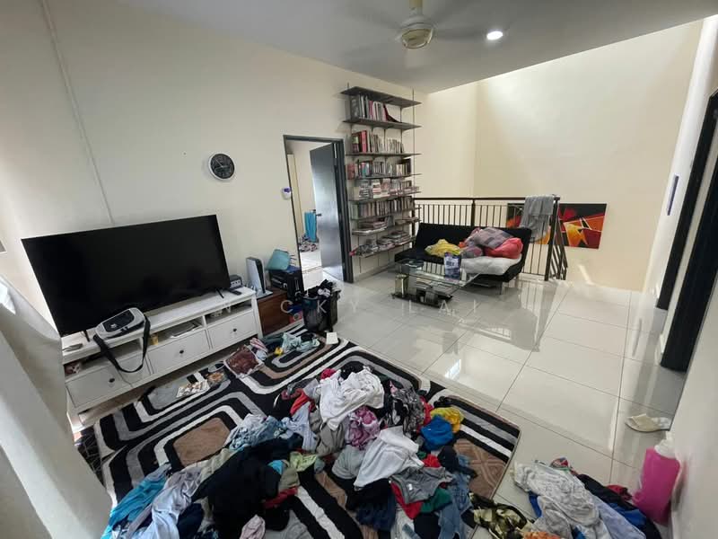 Semi-Detached House for Sale in Bandar Seri Coalfields (Sungai Buloh) - Nicky Lai - Living Room - PropertyGuru.com.my