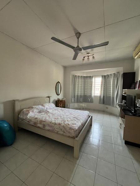2-storey Terraced House for Sale in Mutiara Puchong (Puchong) - Carrey Chiah - Bedroom - PropertyGuru.com.my
