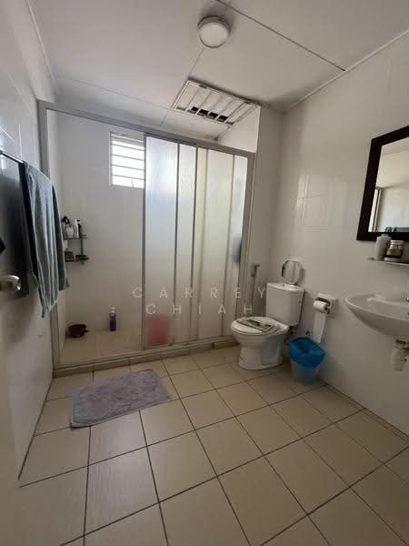 2-storey Terraced House for Sale in Mutiara Puchong (Puchong) - Carrey Chiah - Bathroom - PropertyGuru.com.my