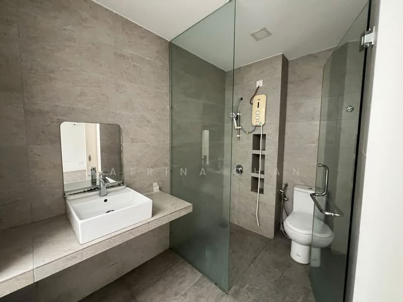 3-storey Terraced House for Sale in Taman Juara Jaya (Cheras) - Katrina Chan - Bathroom - PropertyGuru.com.my