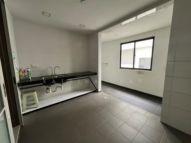 3-storey Terraced House for Sale in Taman Juara Jaya (Cheras) - Katrina Chan - Kitchen - PropertyGuru.com.my