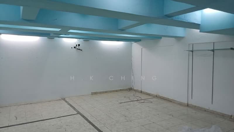 Kedai untuk Disewa di Seksyen 1 (Shah Alam) - H.K Ching - Interior - PropertyGuru.com.my