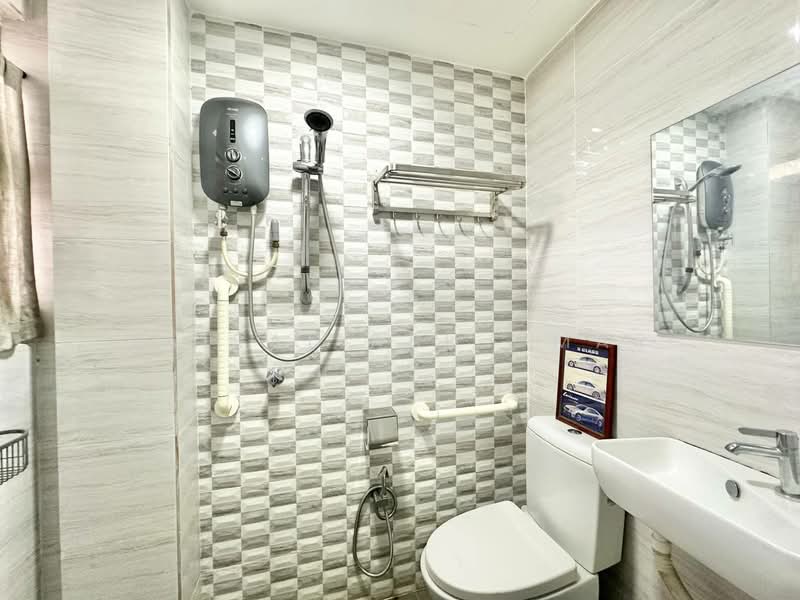 Kondominium untuk Dijual di Catalina Villa - Faisal Abu Omar - Bathroom - PropertyGuru.com.my
