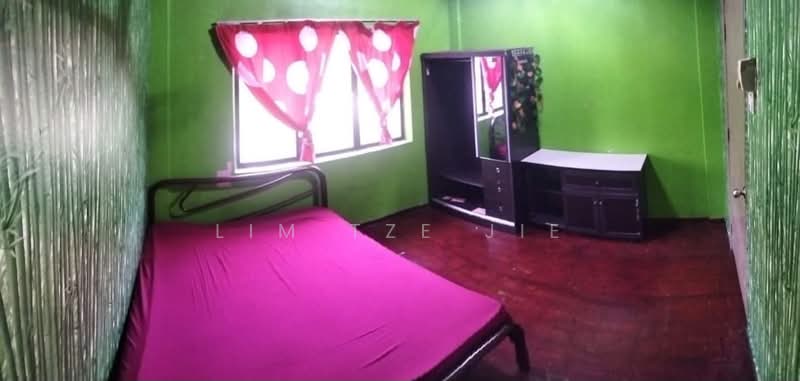 Apartment for Sale at Lily & Jasmine Apartment - Lim Tze Jie - Bedroom - PropertyGuru.com.my
