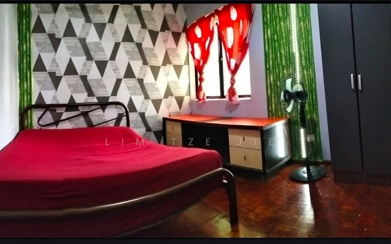 Apartment for Sale at Lily & Jasmine Apartment - Lim Tze Jie - Bedroom - PropertyGuru.com.my