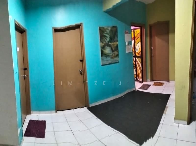 Apartment for Sale at Lily & Jasmine Apartment - Lim Tze Jie - Interior - PropertyGuru.com.my