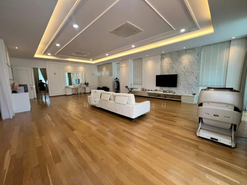 Rumah Banglo untuk Dijual di Kawasan Perumahan Sungai Emas (Batu Ferringhi) - Enoch Tiu - Living Room - PropertyGuru.com.my