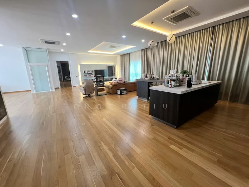 Rumah Banglo untuk Dijual di Kawasan Perumahan Sungai Emas (Batu Ferringhi) - Enoch Tiu - Living Room - PropertyGuru.com.my