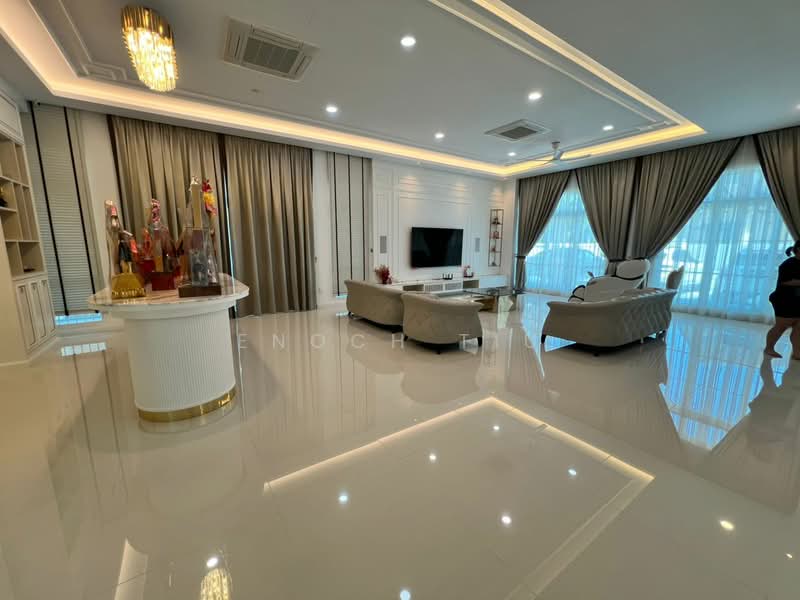 Rumah Banglo untuk Dijual di Kawasan Perumahan Sungai Emas (Batu Ferringhi) - Enoch Tiu - Living Room - PropertyGuru.com.my