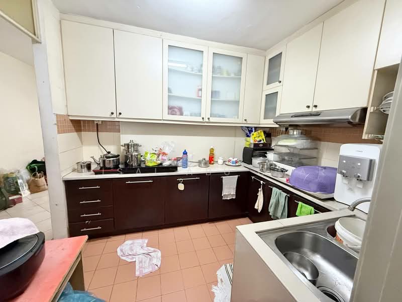Kondominium untuk Dijual di Perdana Exclusive - Faisal Abu Omar - Kitchen - PropertyGuru.com.my
