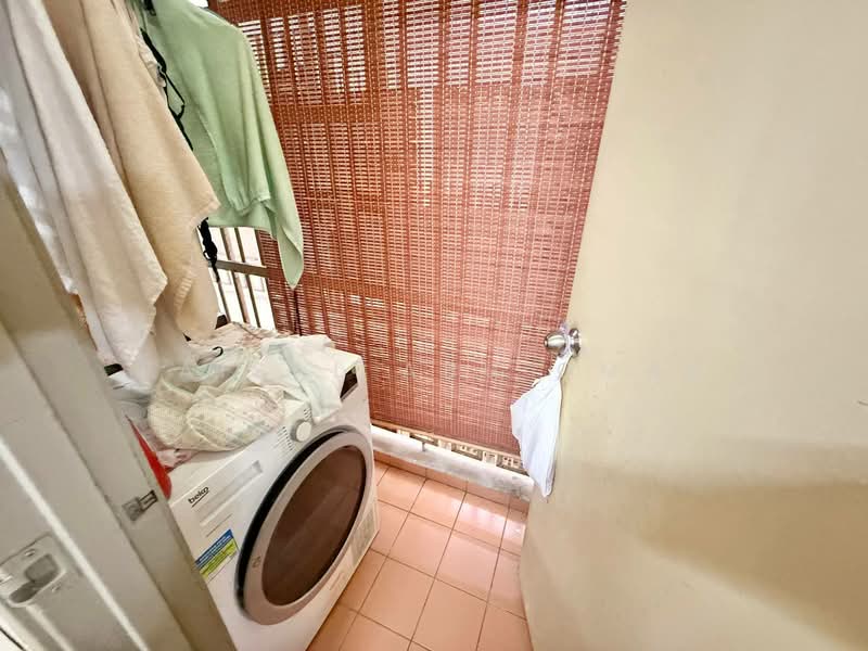 Kondominium untuk Dijual di Perdana Exclusive - Faisal Abu Omar - Balcony - PropertyGuru.com.my