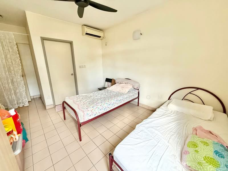 Kondominium untuk Dijual di Perdana Exclusive - Faisal Abu Omar - Bedroom - PropertyGuru.com.my