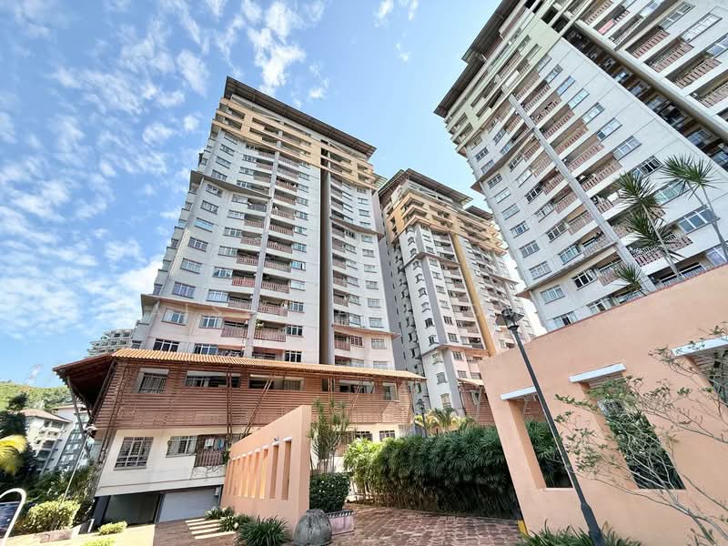 Kondominium untuk Dijual di Perdana Exclusive - Faisal Abu Omar - Exterior - PropertyGuru.com.my