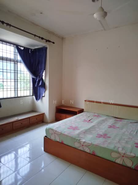 Rumah Teres 2 Tingkat untuk Disewa di Medan Lapangan Lagenda (Ipoh) - Stephen Siew - Bedroom - PropertyGuru.com.my