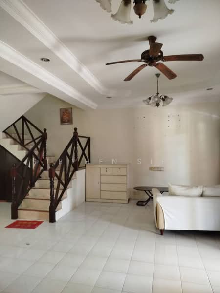 Rumah Teres 2 Tingkat untuk Disewa di Medan Lapangan Lagenda (Ipoh) - Stephen Siew - Living Room - PropertyGuru.com.my