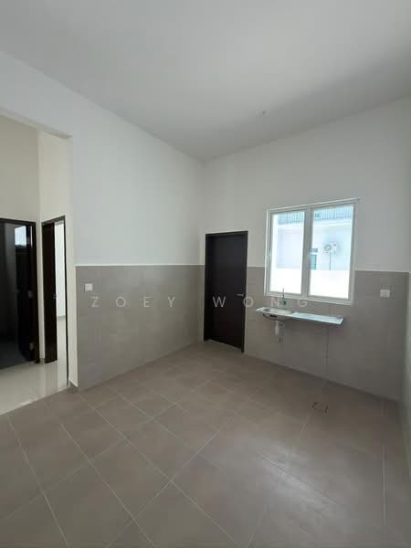 Rumah Teres 2 Tingkat untuk Dijual di Nilai Impian (Nilai) - Zoey Wong - Kitchen - PropertyGuru.com.my