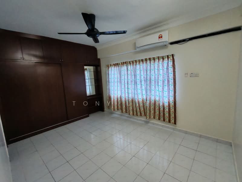Kondominium untuk Disewa di Endah Ria - Tony Liew - Bedroom - PropertyGuru.com.my