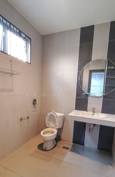 Rumah Berkembar untuk Disewa di Taman Tasik Prima (Puchong) - Kevin Ho - Bathroom - PropertyGuru.com.my