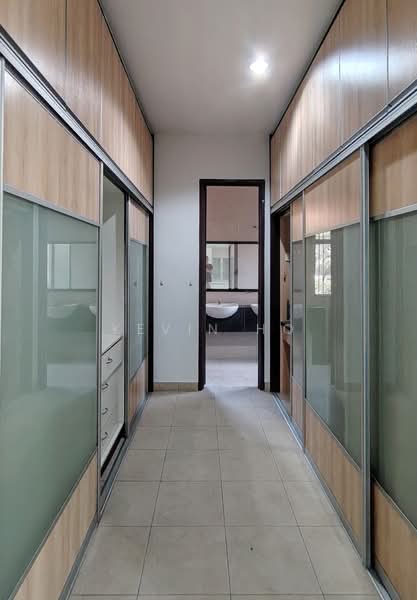 Rumah Berkembar untuk Disewa di Taman Tasik Prima (Puchong) - Kevin Ho - Corridor - PropertyGuru.com.my