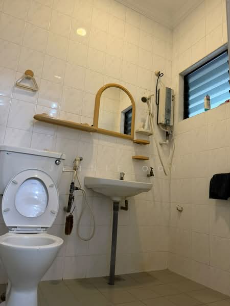 2-storey Terraced House for Sale in Taman Sentosa (Johor Bahru) - Jennie Ooi - Bathroom - PropertyGuru.com.my