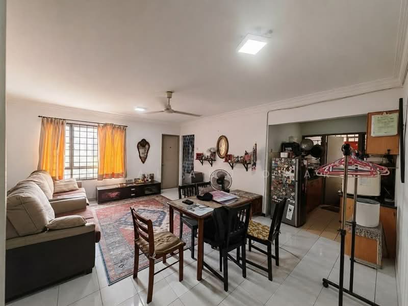 Apartment for Sale at Apartment Bayu - Faisal Abu Omar - Living Room - PropertyGuru.com.my