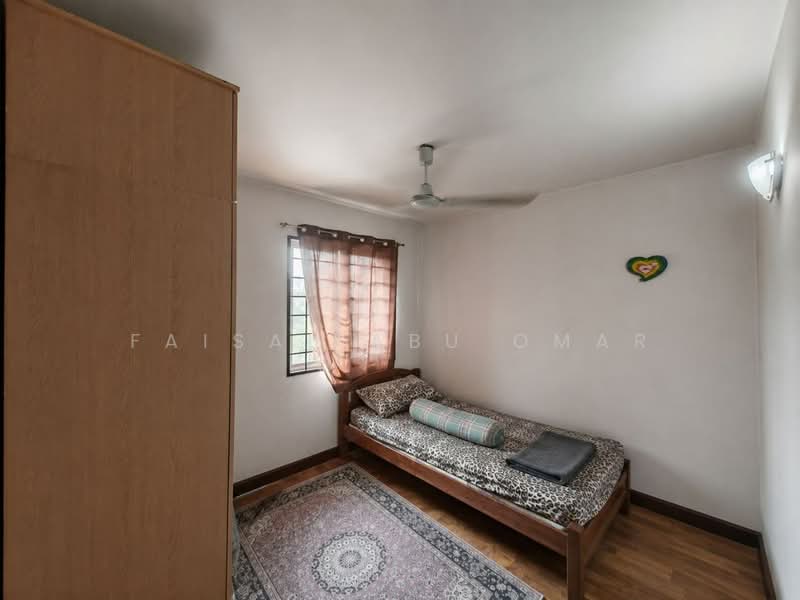 Apartment for Sale at Apartment Bayu - Faisal Abu Omar - Bedroom - PropertyGuru.com.my