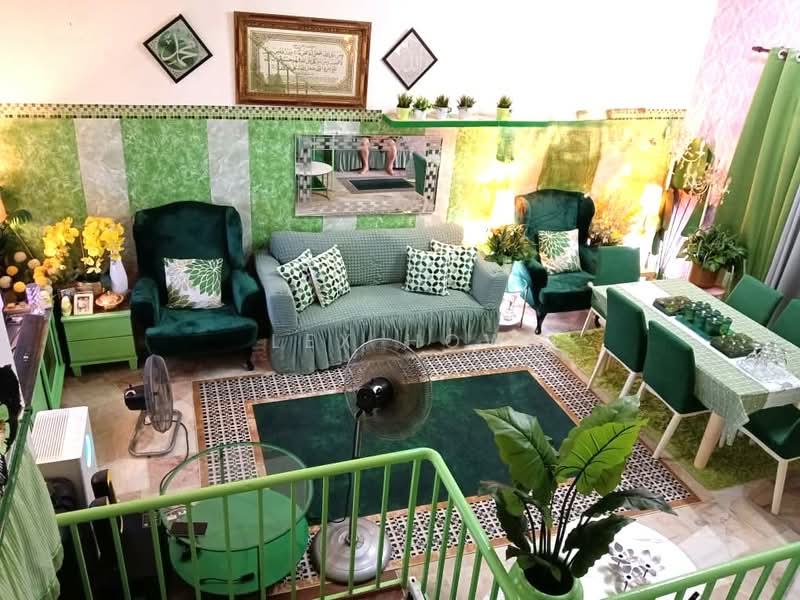 Rumah Teres 1.5 Tingkat untuk Dijual di Taman Cempaka (Serendah) - Lex How - Living Room - PropertyGuru.com.my