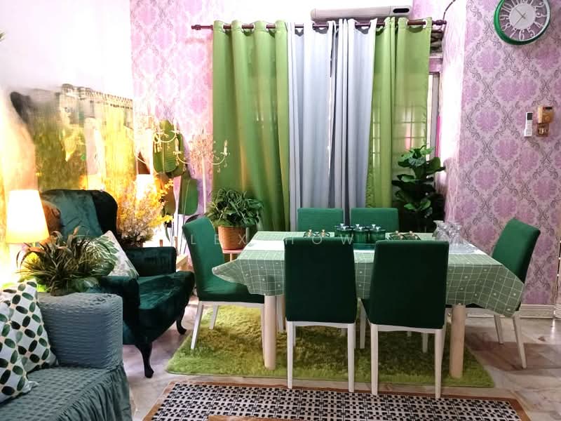 Rumah Teres 1.5 Tingkat untuk Dijual di Taman Cempaka (Serendah) - Lex How - Dining Room - PropertyGuru.com.my