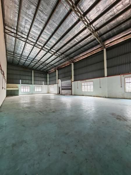Factory for Rent in Taman Kempas Utama (Tebrau) - Sherrly Sow - Interior - PropertyGuru.com.my