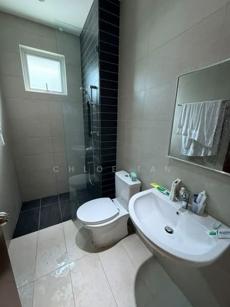 Rumah Berkembar untuk Dijual di Setia Eco Park (Setia Alam) - Chloe Tan - Bathroom - PropertyGuru.com.my