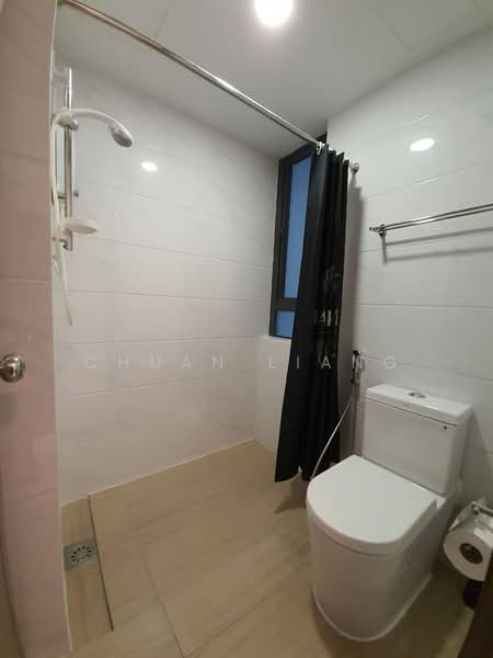 Servis Apartment untuk Dijual di Country Garden Central Park - Chuan Liang - Bathroom - PropertyGuru.com.my