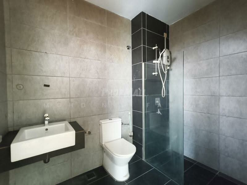 Rumah Teres 2 Tingkat untuk Dijual di Alam Impian (Shah Alam) - Mohd Nor Fahmi - Bathroom - PropertyGuru.com.my