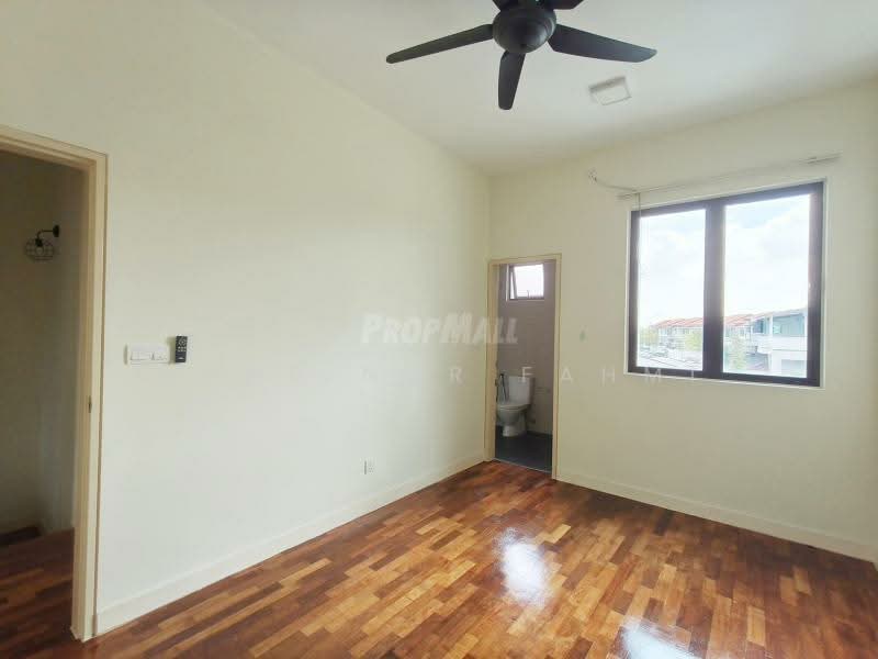 Rumah Teres 2 Tingkat untuk Dijual di Alam Impian (Shah Alam) - Mohd Nor Fahmi - Bedroom - PropertyGuru.com.my