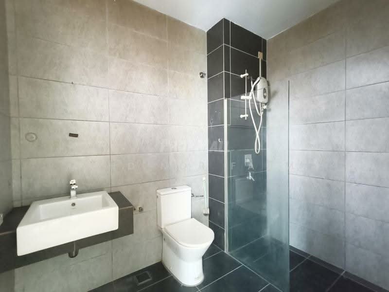 Rumah Teres 2 Tingkat untuk Dijual di Alam Impian (Shah Alam) - Mohd Nor Fahmi - Bathroom - PropertyGuru.com.my