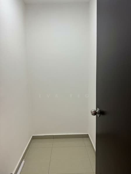 Service Residence for Sale at Molek Regency - Eva Yeo - PropertyGuru.com.my