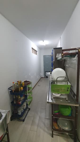 2.5-storey Terraced House for Sale in Puchong (Selangor) - Kent Chong - Kitchen - PropertyGuru.com.my