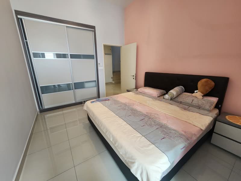 Rumah Teres 3 Tingkat untuk Disewa di Bandar Kinrara (Selangor) - Hon Ian - Bedroom - PropertyGuru.com.my