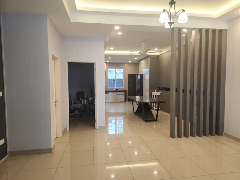Rumah Teres 3 Tingkat untuk Disewa di Bandar Kinrara (Selangor) - Hon Ian - Living Room - PropertyGuru.com.my
