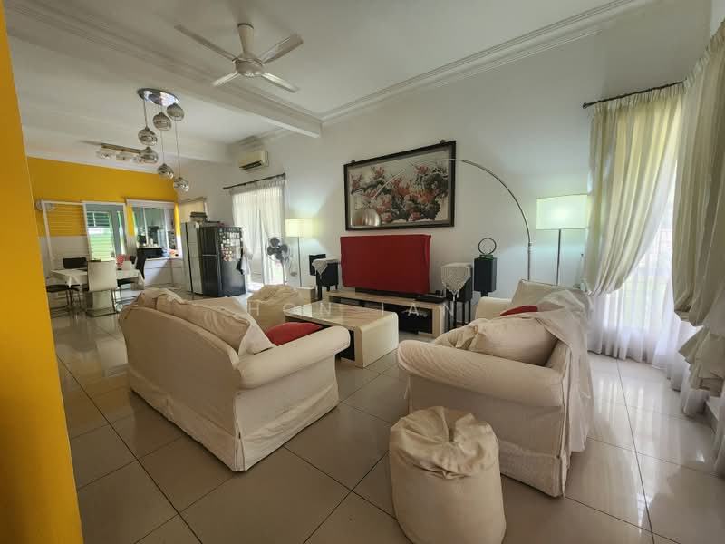 Rumah Teres 2 Tingkat untuk Dijual di Ukay Perdana (Ulu Kelang) - Hon Ian - Living Room - PropertyGuru.com.my