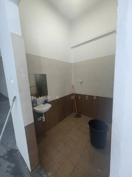 Kedai / Pejabat untuk Disewa di Setia Alam (Selangor) - Iman Riza - PropertyGuru.com.my