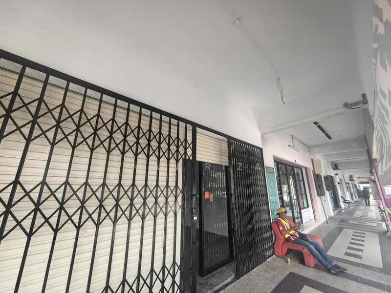 Kedai / Pejabat untuk Disewa di Setia Alam (Selangor) - Iman Riza - PropertyGuru.com.my